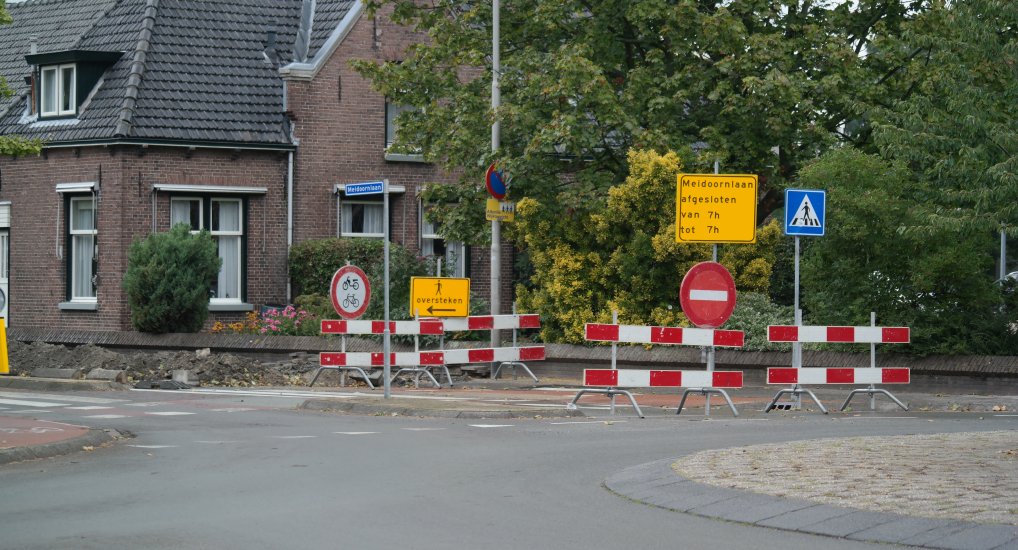 Meidoornlaan thv Wilgenhof afgesloten.