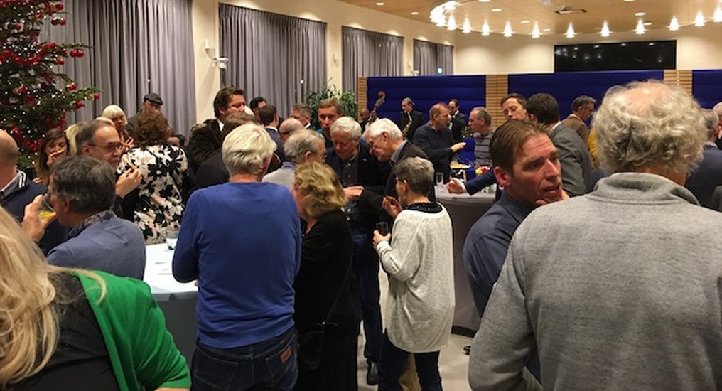 Nieuwjaarsreceptie druk bezocht.