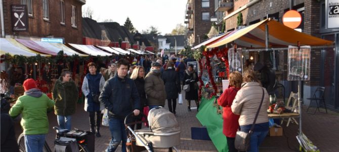Zaterdag 14 december Kerstmarkt. Zaterdag 14 december Kerstmarkt.