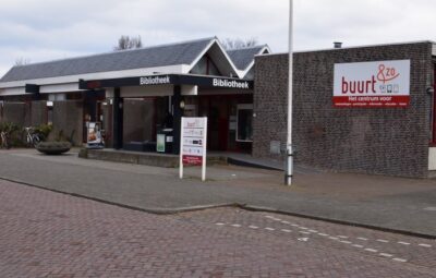 Boekenmarkt bij Bibliotheek Oostland