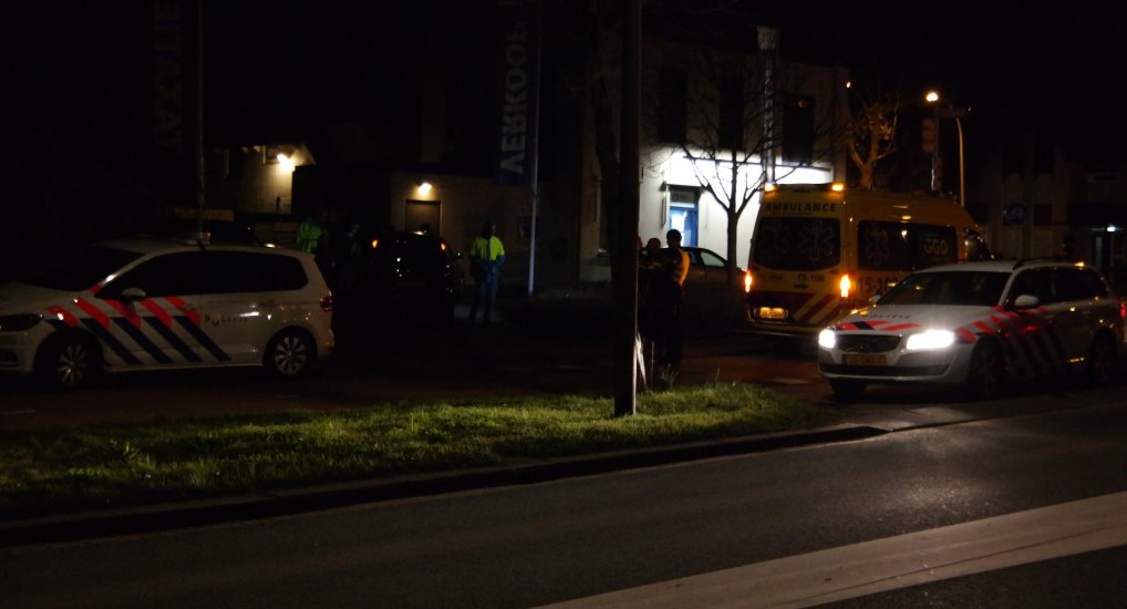 Ongeval verplaatst zich naar parkeerplaats.