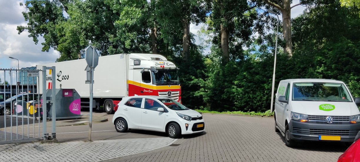 Hello Fresh opstopping Hazelaarplein.