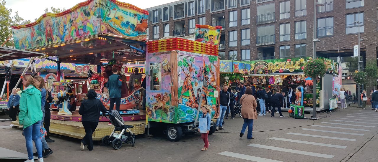 Paashaaskermis op het Raadhuisplein
