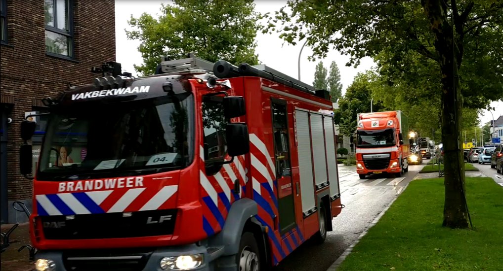 Ooievaarsrijders op weg naar huis.