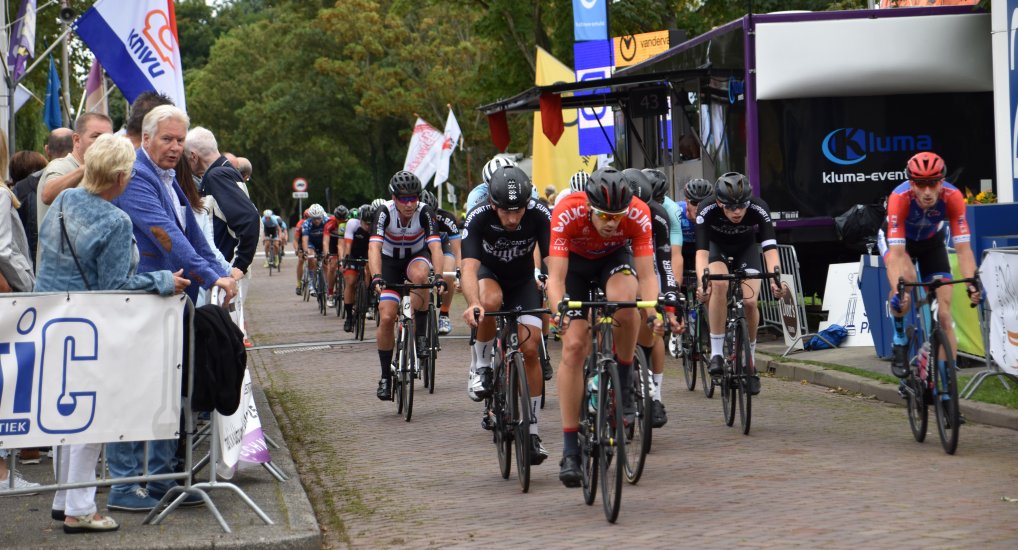 Ronde van Pijnacker in het centrum.