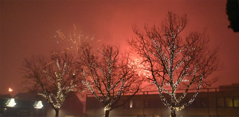 Politie vindt illegaal vuurwerk in woning.