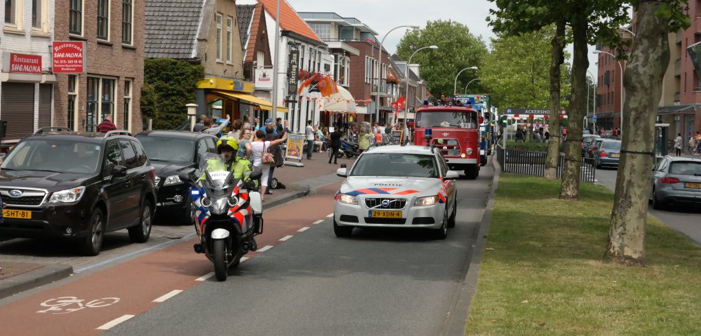 Kraaienrit 2014 door het centrum.