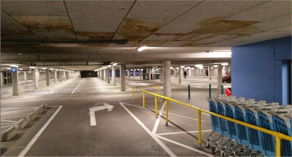 Verflucht in Ackershof parkeergarage.