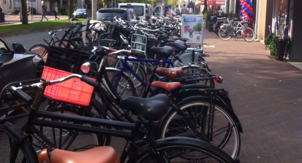 Fiets stuntweek op de Oostlaan.