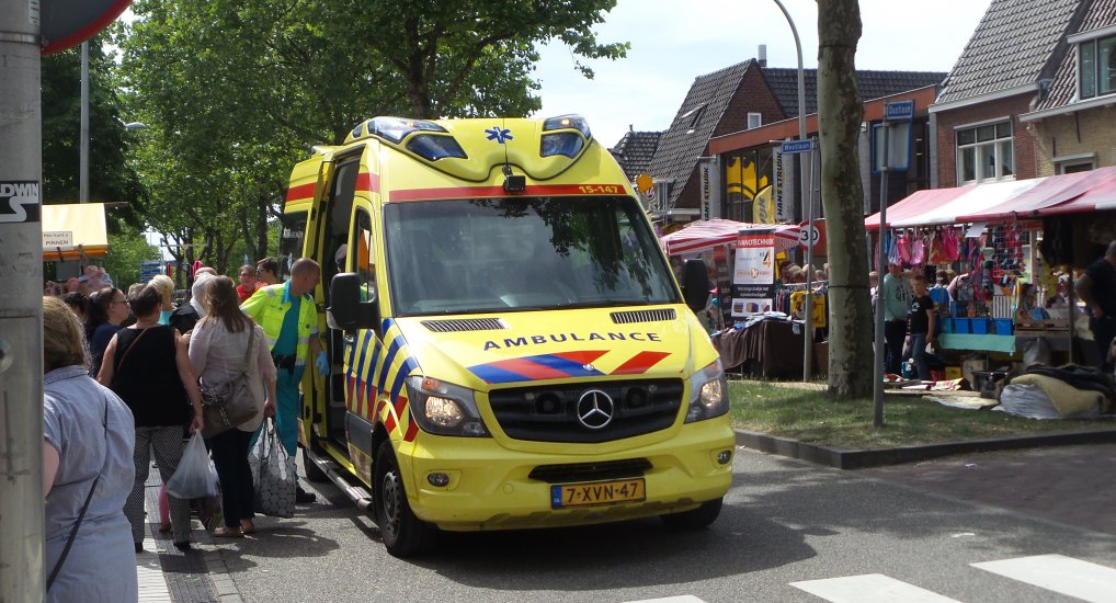 Ambulance tijdens Jaarmarkt.