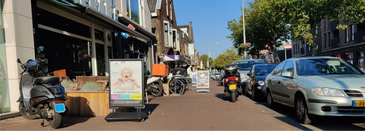 Stoepen overvol op Oostlaan.