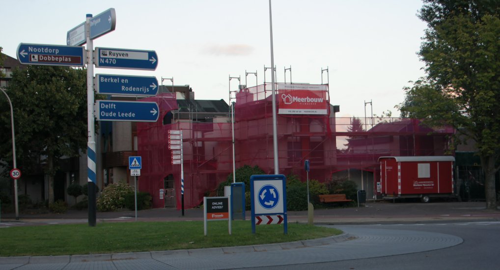 Tandartspraktijk op de hoek Westlaan.