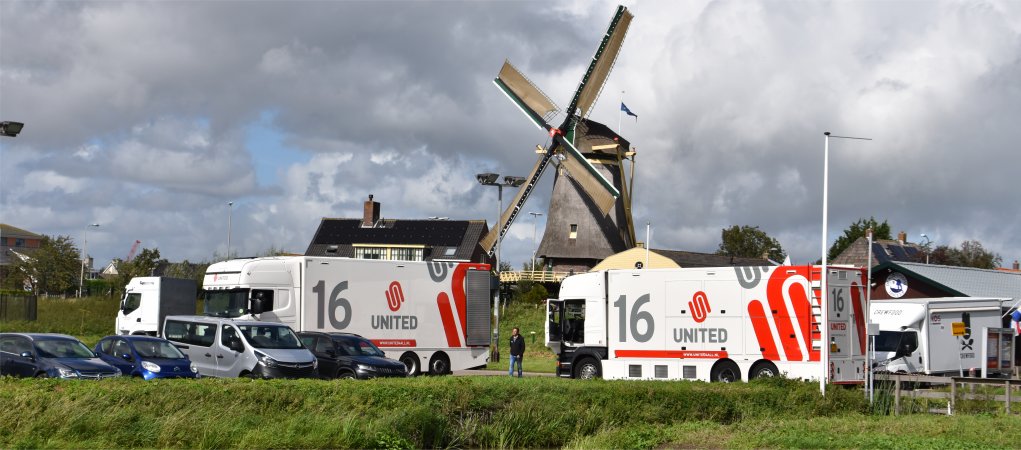 NOS Avondetappe onder de Molen.