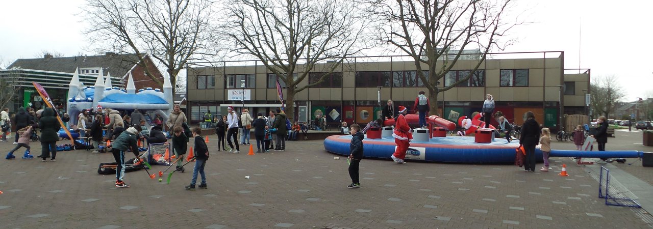 T4T Winterdorp op het Raadhuisplein