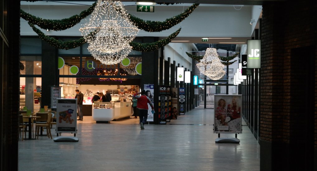 Koopzondag in winkelcentrum Ackershof.